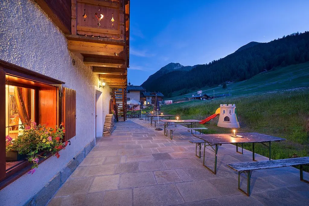 Hotel San Giovanni Livigno 3*,
